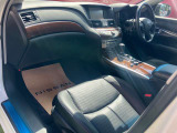 ご納車前にスタッフが入念に清掃し気持ちよく乗り出せるように致します。