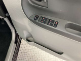 パワーウインドウスイッチ