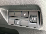 【運転支援機能】LDW{車線逸脱警報}インテリジェントLI等々の運転者の操作を支援します。