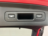 【電動リアゲート】トランクスイッチや純正リモコンなどボタン一つで簡単スムーズに開閉できます♪