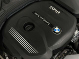 軽量コンパクトな直列3気筒BMWツインパワーターボエンジン