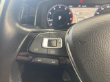◆クルーズコントロールにレーダーセンサーを組み合わせ、先行車を測定し設定されたスピードを上限に自動で加減速を行います。一定の車間距離を維持することで、長距離走行でのドライバーの疲労を低減させます。