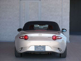 神戸マツダ神戸西インター店は、通常ディーラー+&alpha;の次世代型店舗としてROADSTER EXPERIENCE SPACEの冠を掲げ、「いつでも・誰でも・気軽に会いに行ける」ロードスターUカー専門店。