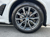 国道1号線に沿い横浜市営地下鉄「三ッ沢上町駅」から徒歩約10分。 BMW Premium Selection 横浜三ッ沢店 / 〒240-0062神奈川県横浜市保土ヶ谷区岡沢町322-3