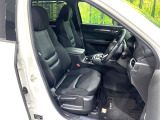 運転席シート廻りは使用感も少なく、良好な状態となっています。丁寧に使われていたことがよくわかりますね。