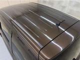&rdquo;屋根の状態もしっかり確認出来ます。トヨタ中古車「まるごとクリーニング」でピカピカです。&rdquo;