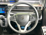 【ステアリングスイッチ】運転中、前方から目線をそらすことなく、オーディオ等の操作が可能な便利機能!安心&快適なドライブを演出してくれます♪