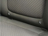 ◆ISOFIX◆シートベルトいらずでチャイルドシートと固定金具を連結するだけでガッチリ固定できます。