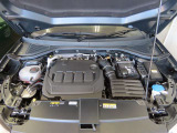 2000cc、直列4気筒DOHC16バルブディーゼルターボエンジン