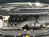 エンジンルームもクリーニング済みできれいですよ。日産の整備士がしっかりと丁寧に点検していますので安心してお乗りいただけます
