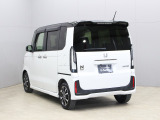 【コーティング/ガードコスメSP】好評のコーティング施工で愛車のボディをケアしませんか?紫外線や酸性雨等の劣化によって塗装面の光沢の消失や塗装の剥離を防ぎます!