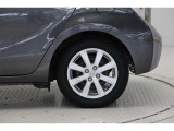 タイヤサイズ(175/65R15)です。