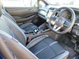 視界がよく運転性のよいフロント本革ヒーターシートです