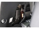 もしもの時のパンク修理キット。空気バルブに薬剤を入れて電動コンプレッサで空気を送り込むだけなので危険な作業や体力が少なくてすみます。ですがあくまで応急処置の為本修理が必要です。
