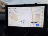 いまや必須装備「ナビゲーション」搭載!知らない場所にスイスイッとドライブ。もう、これなしではハンドルを握れませんね!でも運転中の操作は危険ですのでご注意ですね☆