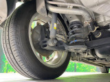お車を安心してお乗りいただく為には、足回りの定期点検が欠かせません。サービスサポート(有償保証)では無料点検もご提供しており、安心のカーライフをお過ごしいただけるサポート体制が整っています。