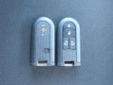 〔スマ-トキー〕機械的に鍵を開閉するのではなく、バックやポケットの中に持っているだけで開閉やエンジン始動なども可能なインテリジェントキーシステムです