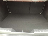 シートアレンジで人も荷物もたっぷり載せれます。
