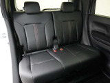 当社では、お客様に安心してお車をお選びいただくため、ご購入前に現車のご確認をお願いしております。