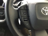 運転中目線を変えずにオーディオの操作ができるステアリングスイッチです