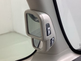 普段運転席から見えない左タイヤの前あたりが見ることができます!駐車が苦手な方も得意な方にとっても安心です☆