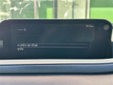 【Bluetooth】ナビゲーションと携帯電話/スマートフォンをBluetooth接続することができます。接続するとハンズフリーで使用することができるので、とても便利です。