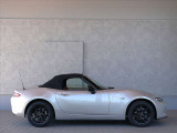 神戸マツダ神戸西インター店は、通常ディーラー+&alpha;の次世代型店舗としてROADSTER EXPERIENCE SPACEの冠を掲げ、「いつでも・誰でも・気軽に会いに行ける」ロードスターUカー専門店。