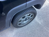 ☆お車についた傷やヘコミ、事故の修理もハヤシにお任せください。自社鈑金工場で修理ができますの安心です☆