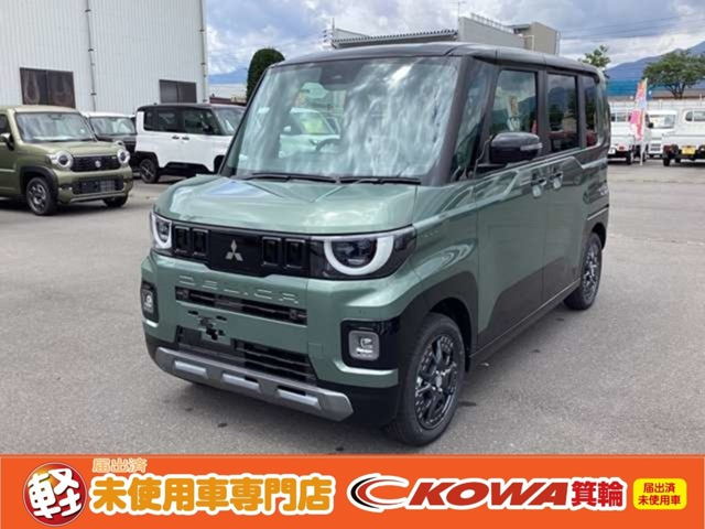 デリカミニ T プレミアム 4WD 