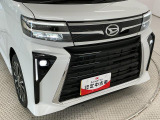 ヘッドライトには目立つくすみも無くクリアに仕上がっております。ポリッシャーでのみがきの工程を取り、ツヤのあるキレイな状態へ。