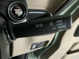 車が大好きなスタッフが心をこめて接客いたします。お客様一人一人のお車に対する思いや気持ちをうかがい、充実した時間が過ごせるよう努めます。