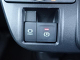 オートブレーキホールド機能付きで、信号待ちや渋滞時の運転をサポートします。