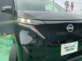 夜間運転も安心なLEDライト