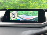 【360&deg;ビューモニター】専用のカメラにより、上から見下ろしたような視点で360度クルマの周囲を確認することができます☆死角部分も確認しやすく、狭い場所での切り返しや駐車もスムーズに行えます。