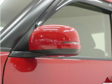 ◆ドアミラーウインカー◆ドアミラーにウインカーを装備しています。対向車に自身の進行方向を合図し安全に運転できます。