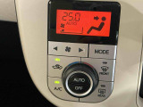 安全安心な走行のために、納車前には小さなクルマを知り尽くしたエキスパートが基本性能に関わる機能や状態を徹底的に点検しています。