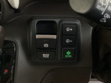 スマートな電子制御式パーキングブレーキに加え、渋滞時などでブレーキペダルから足を離しても停車を維持するオートブレーキホールド機能により、運転がより快適になります。