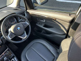 国道1号線に沿い横浜市営地下鉄「三ッ沢上町駅」から徒歩約10分。 BMW Premium Selection 横浜三ッ沢店 / 〒240-0062神奈川県横浜市保土ヶ谷区岡沢町322-3