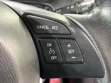 【クルーズコントロール】高速道路もラクラク走行。アクセルを離しても一定速度で走行ができ、長距離運転時の負担を軽減!加速・減速も簡単なスイッチ操作で調整できます。