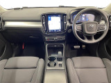 XC40 B4 AWD モメンタム 4WD 4WD サンルーフ