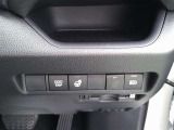 ハンドルヒータースイッチ寒い冬にも快適に走行できます。