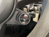 電子制御ダンパー。NormalとSportで減衰力を切り替え可能です。