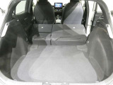 開口部の広いラゲージスペースは、ゴルフバックなどの荷物もラクラク積み込めます。