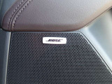 【BOSEサウンドシステム】高性能スピーカーで広がりのある、包み込むような音を体感してください。