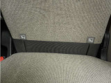 ◆ISOFIX◆シートベルトいらずでチャイルドシートと固定金具を連結するだけでがっちり固定できます。