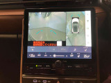 レクサスのお車はすべてバックモニターを標準装備。駐車時のご不安を解消する、パノラミックビューモニターも装備しています。