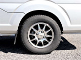 右フロント145R12タイヤ&社外アルミホイール!