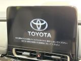 【10インチ ディスプレイオーディオ】大画面ディスプレイへお持ちのスマートフォンと連携して、ナビやbluetoothでの音楽再生が可能です♪デザインはもちろん操作性も良好!別途ナビ機能の取付可能です♪