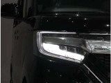 ヘッドライトはLEDなので自分からはもちろん、相手からも視認しやすくなっています。