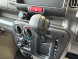 車両掲載情報だけでは状態・装備品などわからないことが多いかもしれません。写真などで確認しにくい物はぜひお問い合わせください